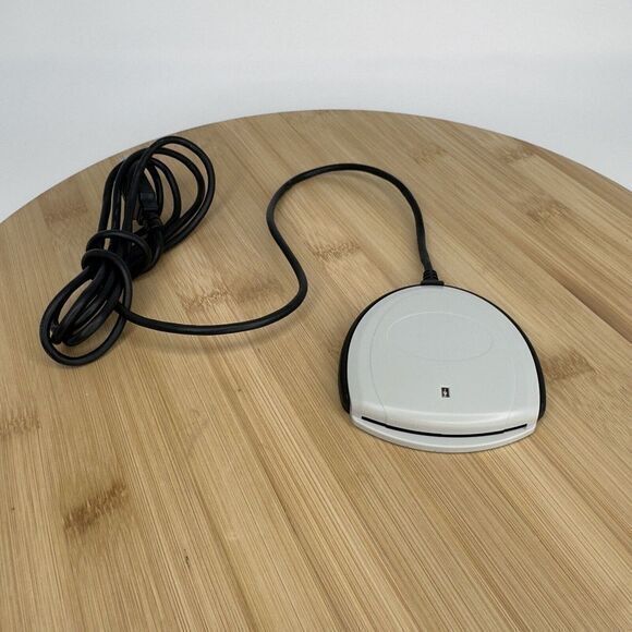 Identiv SCR3310 V2 USB Smart Card Reader for Computer SmartOS -‎ Black/Gray - Picture 1 of 8